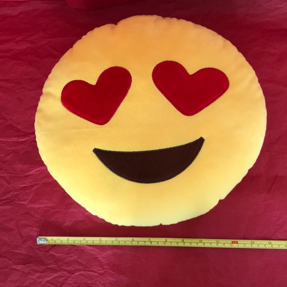 🐥4/$30🐥  😍 Emoji pillow 14” - Picture 1 of 3